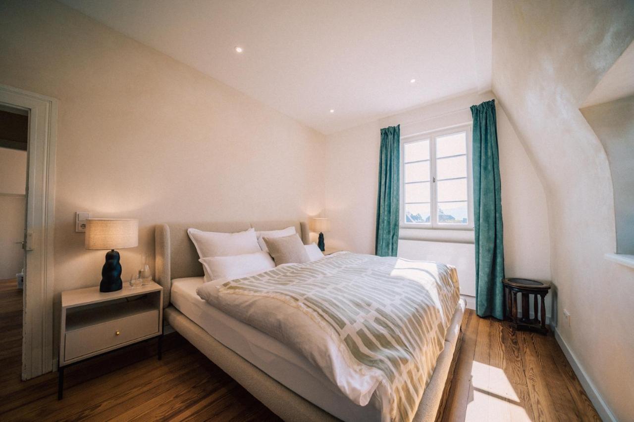 Gut Foersterlay - Exklusive Boutique Apartments Im Historischen Winzerhaus Direkt An Der Mosel Losnich Exterior photo